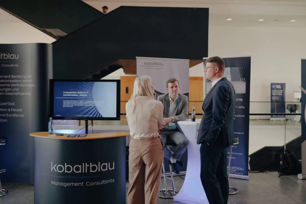 kobaltblau Stand bei den M&A Excellence Days